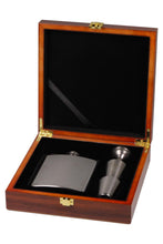 6oz Chrome Hip Flask With 2 Cups In Wooden Box
